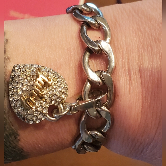 Juicy Couture Silver Tone Rhinestone Heart Toggle Bracelet - Picture 5 of 9